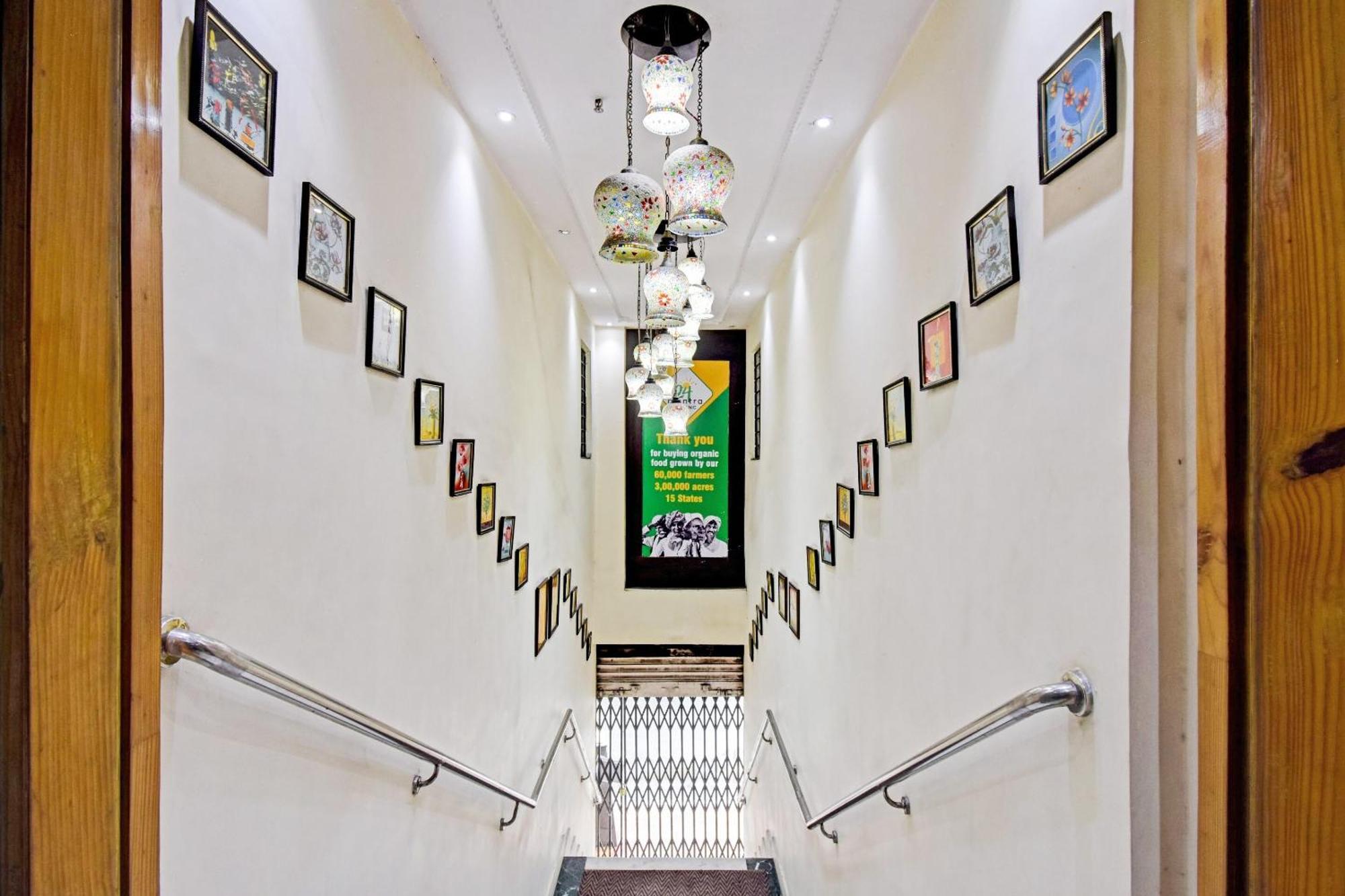 Collection O Motisarai Hotel Kolkata Ngoại thất bức ảnh