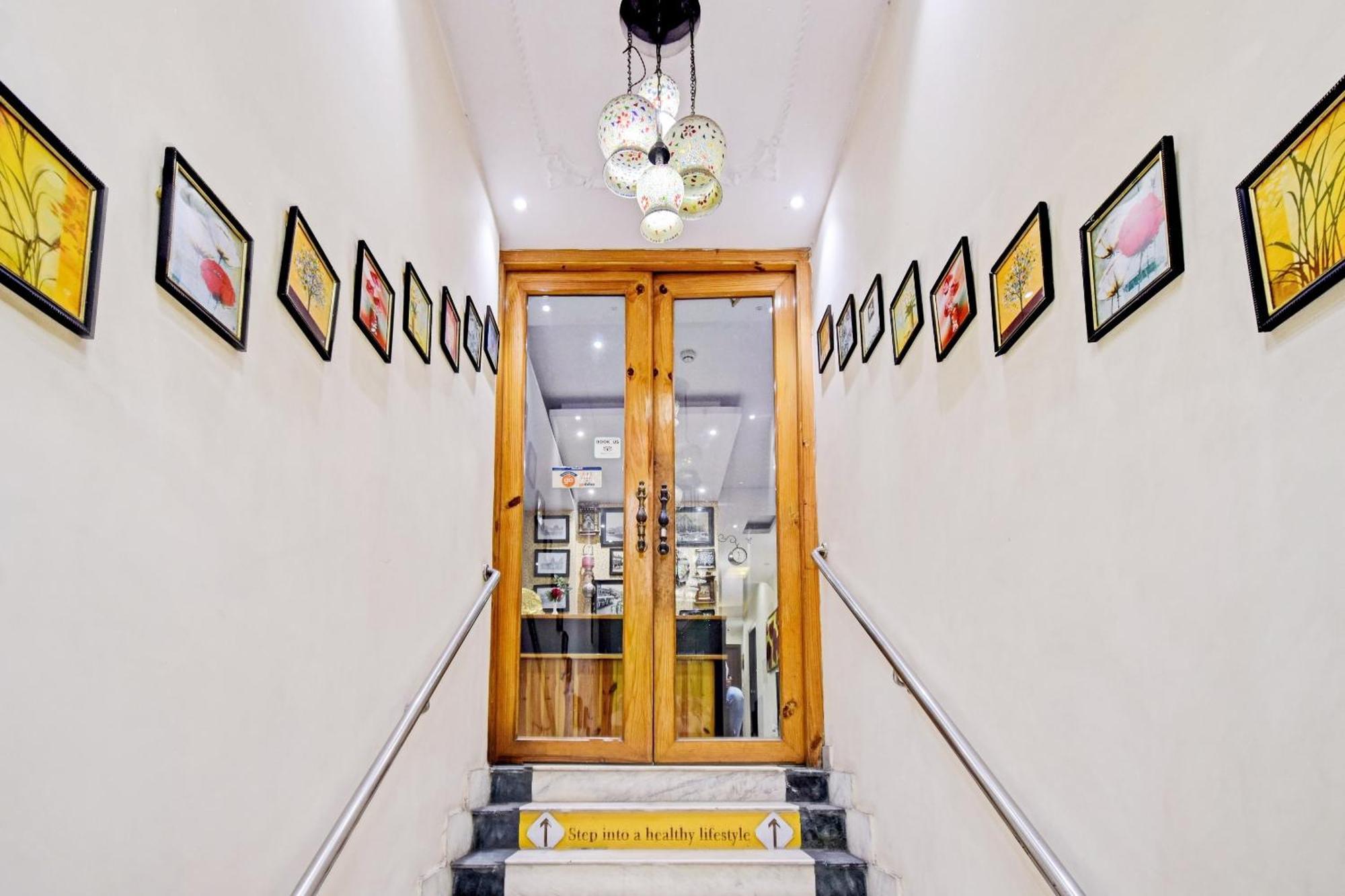 Collection O Motisarai Hotel Kolkata Ngoại thất bức ảnh